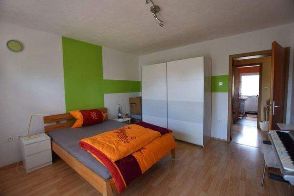 Schlafzimmer im EG