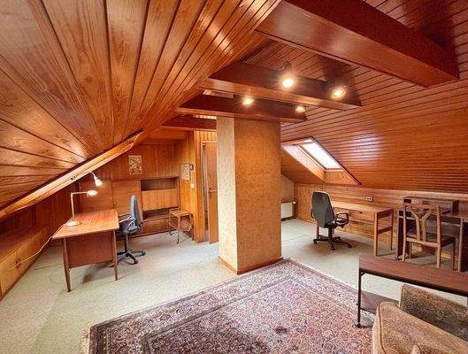 Dachgeschoss gesamt (Nutzfläche)