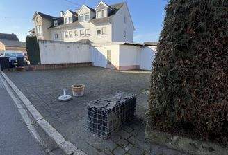 seitliche Aufnahme Eckgrundstück