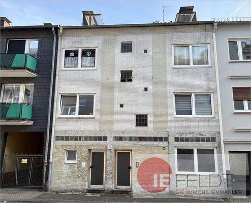 Hauptansicht von der Straße II