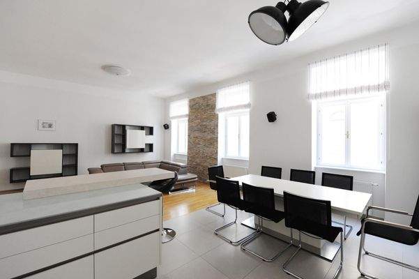 Wohnzimmer / living room