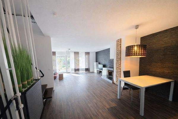 Blick ins Wohn-Esszimmer