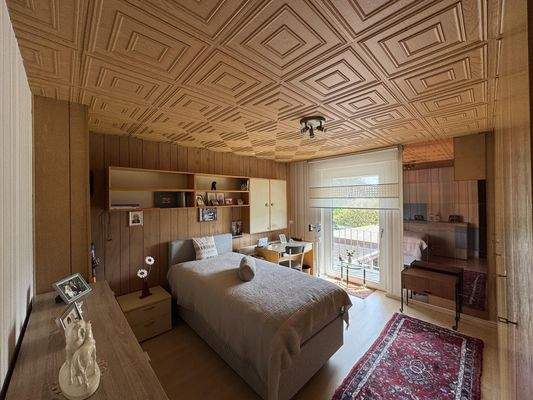 Schlafzimmer Obergeschoss "Altbau"