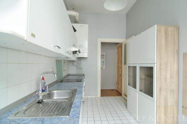 Praktischer Grundriss, der Platz für Koch- und Essbereich bietet