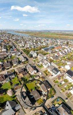 Sackgassenlage in Rheinnähe !