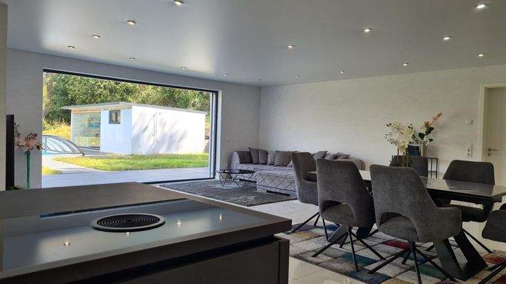 Küche-Wohn-Esszimmer