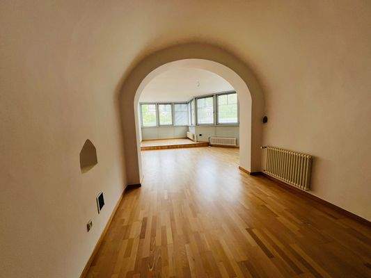 historischesGebäude_Brixen_Büro_Mieten