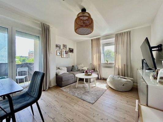 Helles, gemütliches Wohn-Esszimmer