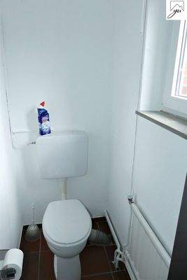 Gäste- WC (Wohnung mit Wohnrecht)