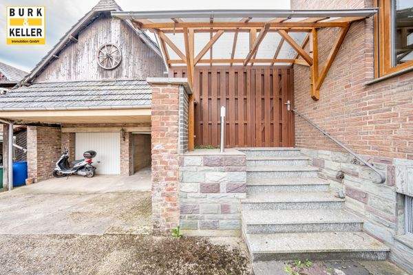 Eingang Garten Wohnhaus