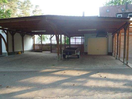 3 Stellpätze u.1 Garage.JPG