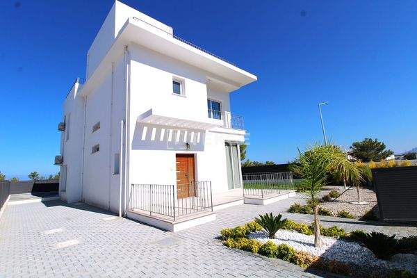 Elegant Villas with Private Pool in North Cyprus Girne