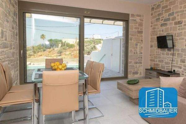 Kreta, Pitsidia: Villa mit Blick auf den Strand von Komos zu verkaufen