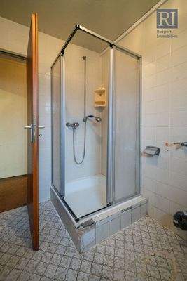 Duschbad UG