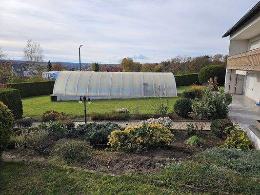 Gartenblick/Schwimmbad