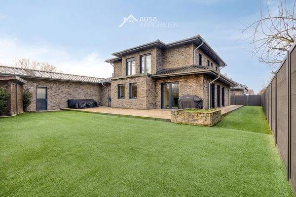  Hausansicht Gartenseite