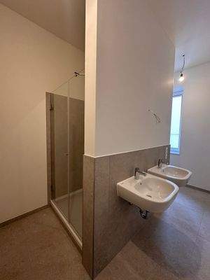 Tageslicht Badezimmer Dusche 