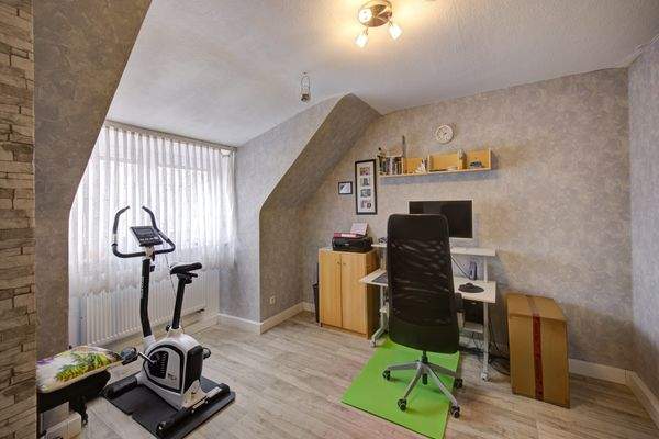 Arbeitszimmer 2. OG