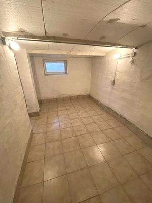 Keller zur Wohnung