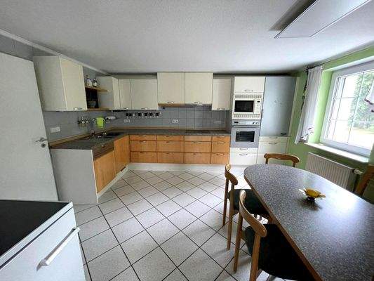 Wohnung 02 - Küche mit Essenbereich