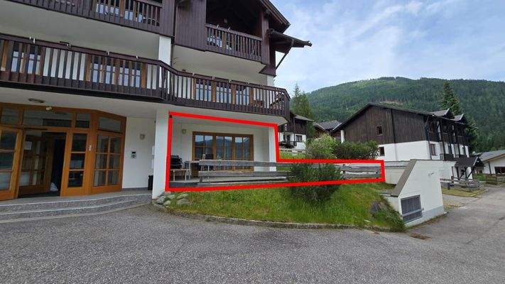 Wohnung im EG mit Gartenfläche