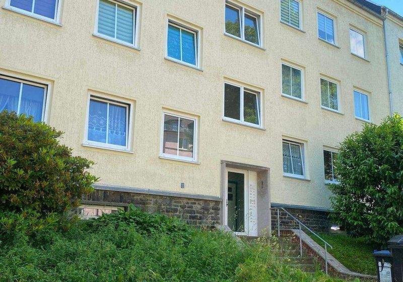 Bitte Oben klingeln... ! 3 Raum Wohnung mit Balkon !