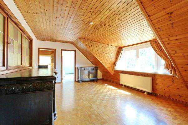 Empore im Dachgeschoss (1)