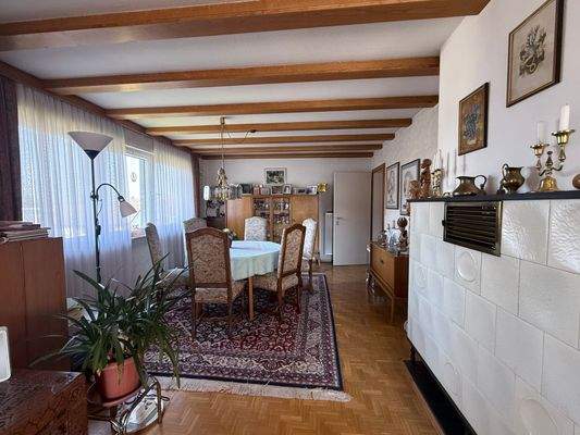 Blick in den Essbereich.jpeg