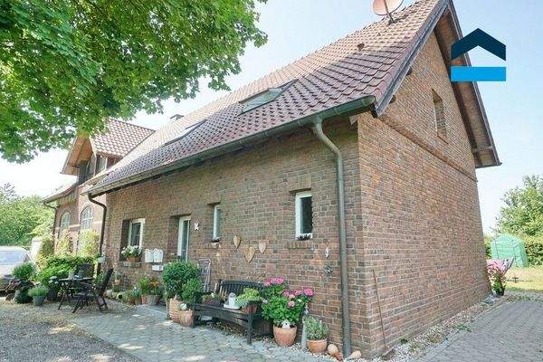 Alpen-Menzelen-Ost: 2 ETW