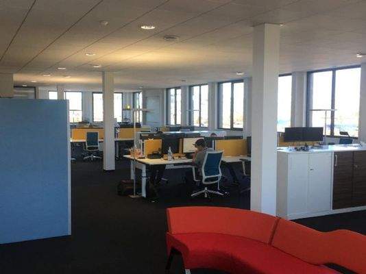 viele auf einer Ebene, ohne dass sie sich stören