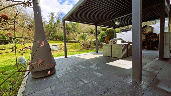 Überdachte Terrasse