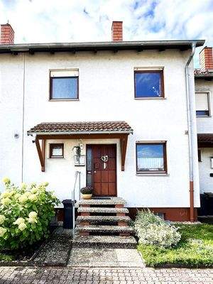 Wohnhaus in verkehrsberuhigter Lage