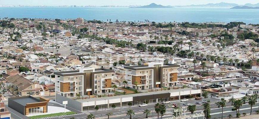 Stylish 3-Bed Apartments with Rooftop Pool in Los Alcázares