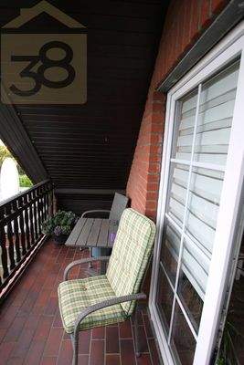 Balkon Wohnung links