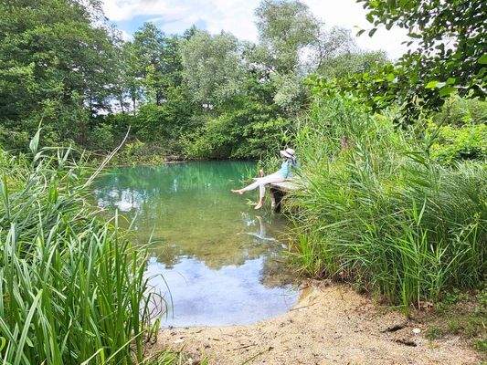 Privater Wasserzugang mit Steg