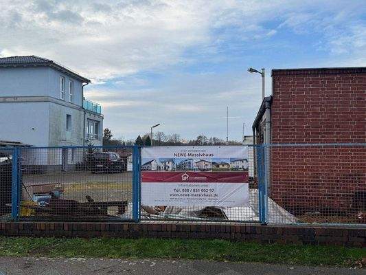 Baugrundstück für DH.jpg