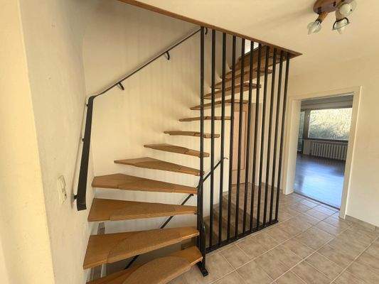 Treppenaufgang zum OG