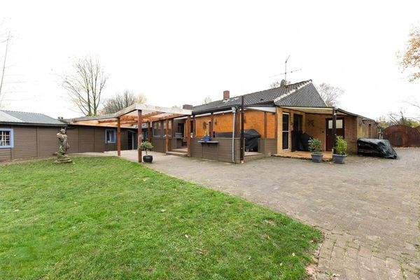 Hausrückseite Altbestand