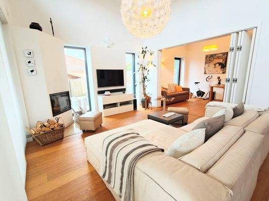 Wohnen mit Blick Richtung Arbeitszimmer