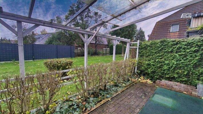 großzügige Terrasse