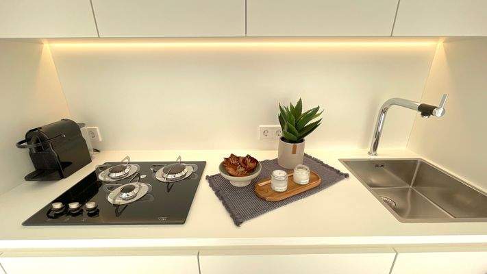 Küche mit Ceran-Gaskochfeld.JPG