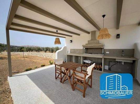 Kreta, Sivas: Moderne Villa umgeben von Olivenbäumen zum Verkauf