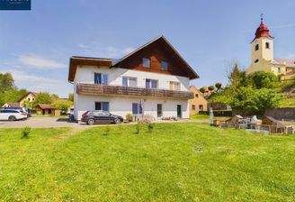 Hausansicht - Richtung Kirche