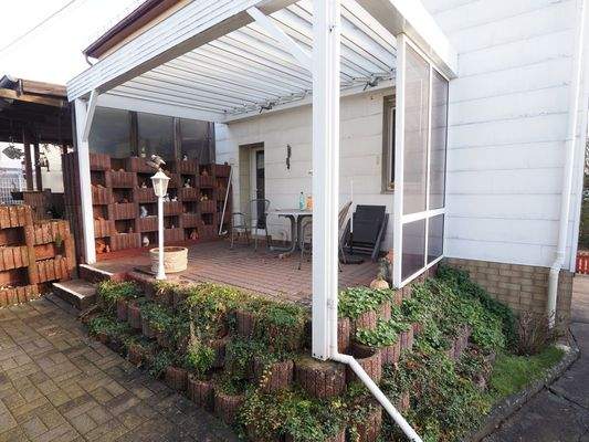 überdachte Terrasse