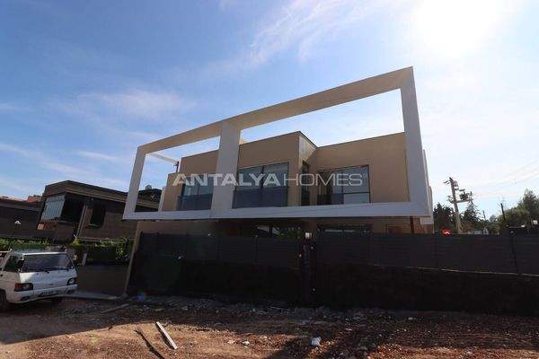 Sea and City View Advanced Villas in Mersin Mezitli