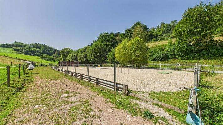 CAM01984G0-PR0509-STILL088