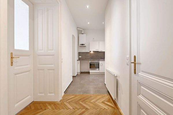 Blick Vorraum in Küche