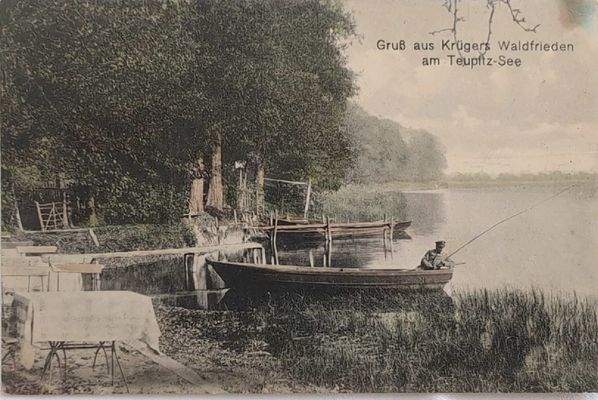 Angler im Kahn in den 1920ern.jpg