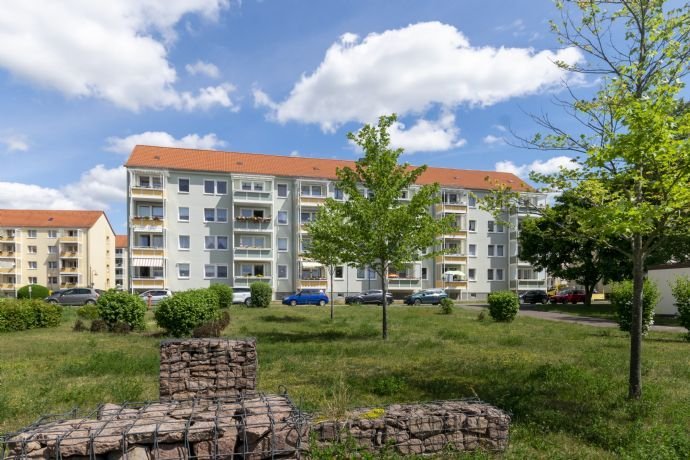 helle 3 Zimmerwohnung mit großem Balkon