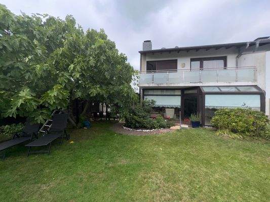 Rückansicht + Garten